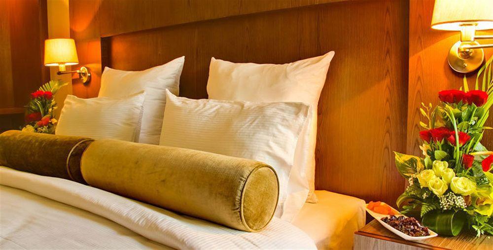 Oaks Liwa Executive Suites Abu Dhabi Esterno foto