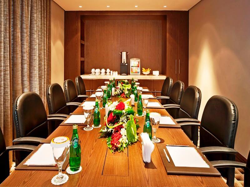 Oaks Liwa Executive Suites Abu Dhabi Esterno foto